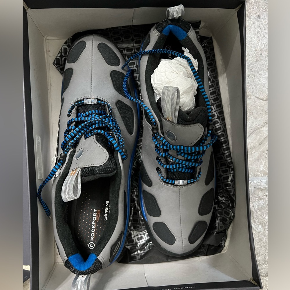 Rockport Gore-tex sneaker.